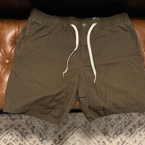 Vuori Men's Dark Olive Flat Front Shorts